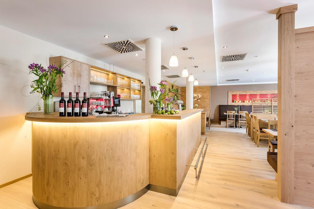 Die Post Hotel Bad Groenenbach Luaran gambar